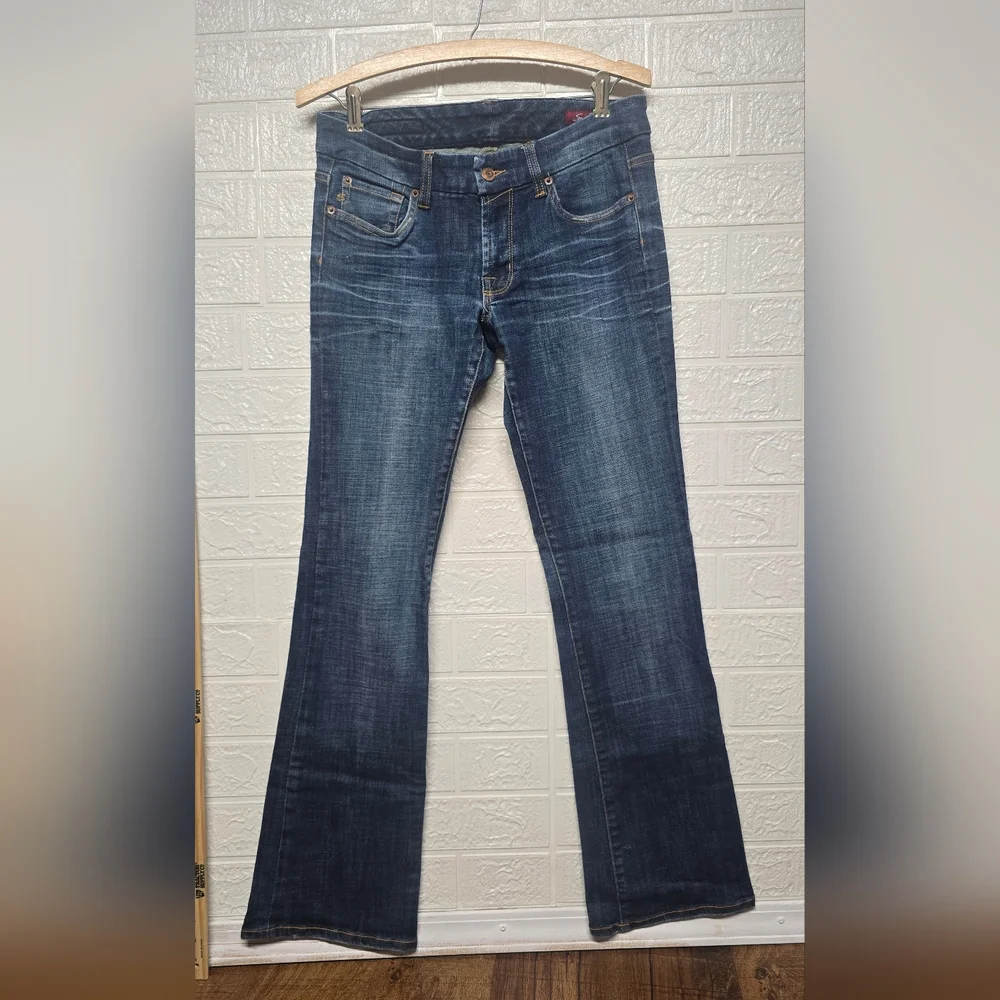 Women's Distressed Premium Cotton Blue Denim Jeans By Seven7 Size 30 - Picture 12 of 12